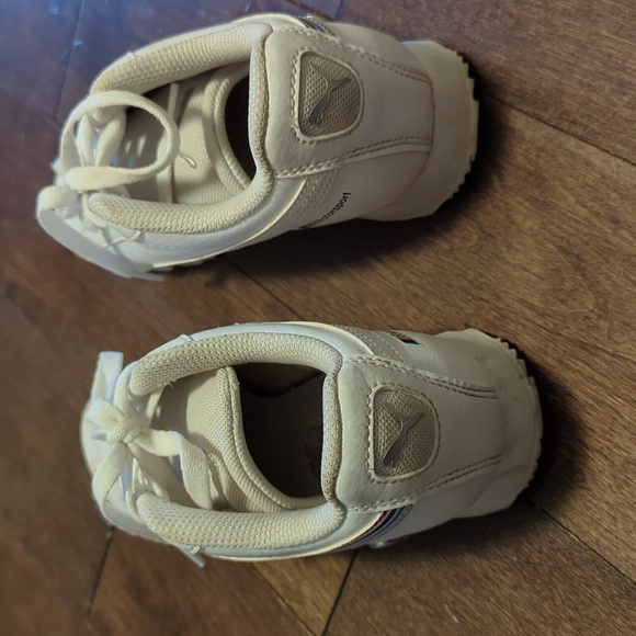 Boys Puma Roma BMW shoes - Picture 3 of 5